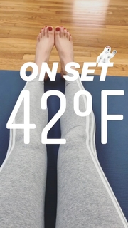 Adriene Mishler feet photo thumbnail