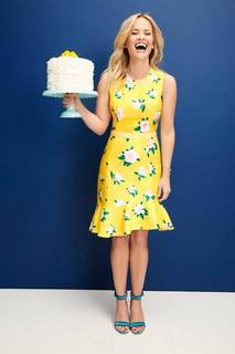Reese Witherspoon feet photo thumbnail