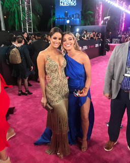 Lele Pons feet photo thumbnail