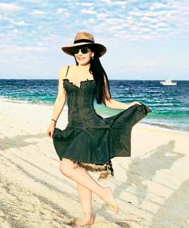 Maribel Guardia feet photo thumbnail
