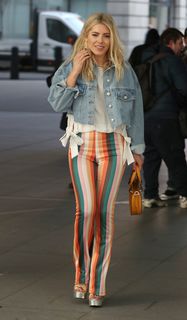 Mollie King feet photo thumbnail