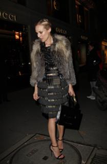 Diane Kruger feet photo thumbnail