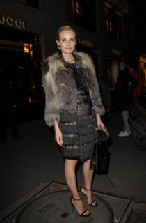 Diane Kruger feet photo thumbnail