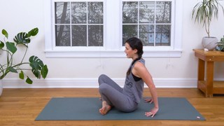 Adriene Mishler feet photo thumbnail