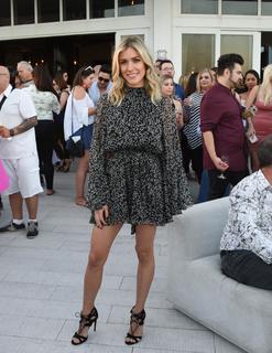 Kristin Cavallari feet photo thumbnail