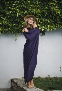 AnnaLynne McCord feet photo thumbnail