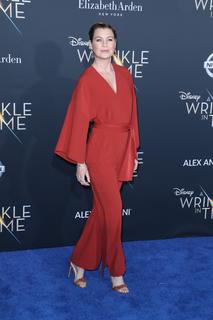 Ellen Pompeo feet photo thumbnail