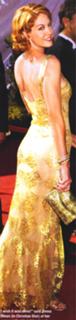 Jenna Elfman feet photo thumbnail