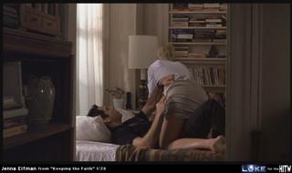 Jenna Elfman feet photo thumbnail