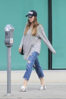 Sofía Vergara feet photo thumbnail