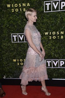 Malgorzata Kozuchowska feet photo thumbnail
