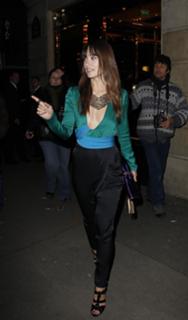 Olivia Wilde feet photo thumbnail