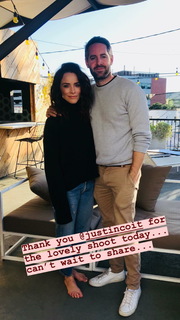 Abigail Spencer feet photo thumbnail