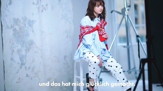 Maisie Williams feet photo thumbnail