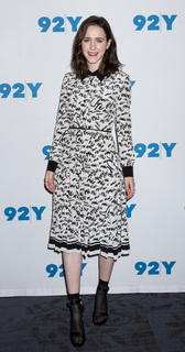 Rachel Brosnahan feet photo thumbnail