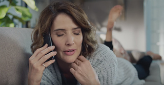 Cobie Smulders feet photo thumbnail