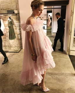 Chiara Ferragni feet photo thumbnail