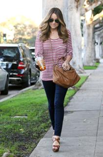 Lauren Conrad feet photo thumbnail