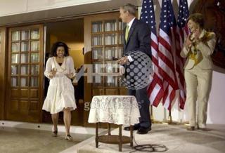 Jordin Sparks feet photo thumbnail
