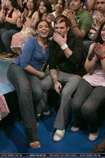 Jordin Sparks feet photo thumbnail