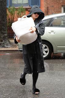 Chrissy Teigen feet photo thumbnail