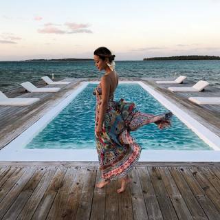 Jamie Chung feet photo thumbnail