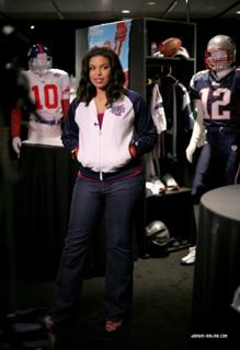Jordin Sparks feet photo thumbnail