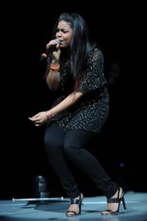 Jordin Sparks feet photo thumbnail