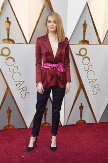 Emma Stone feet photo thumbnail