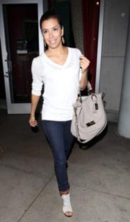 Eva Longoria feet photo thumbnail