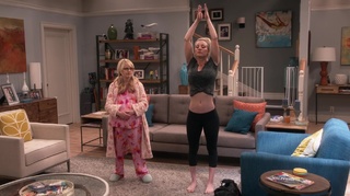 Kaley Cuoco feet photo thumbnail
