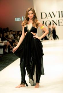 Miranda Kerr feet photo 3