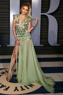 Paris Jackson feet photo thumbnail
