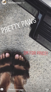 Kelly Bensimon feet photo thumbnail