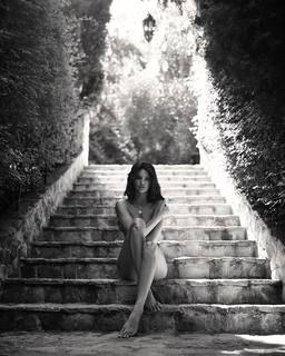 Kendall Jenner feet photo thumbnail