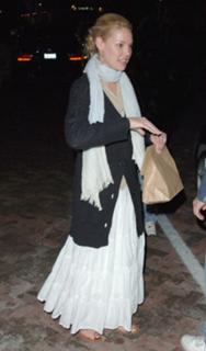 Katherine Heigl feet photo thumbnail