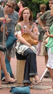 Katherine Heigl feet photo thumbnail
