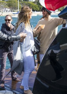 Delta Goodrem feet photo thumbnail