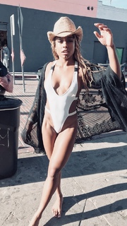 Qimmah Russo feet photo thumbnail