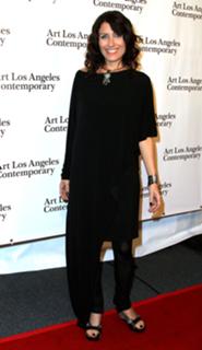 Lisa Edelstein feet photo thumbnail