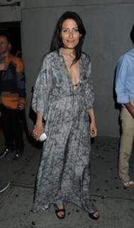 Lisa Edelstein feet photo thumbnail