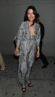 Lisa Edelstein feet photo thumbnail