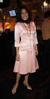 Lisa Edelstein feet photo thumbnail