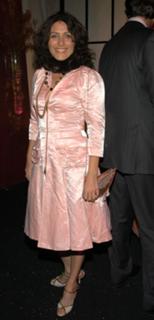 Lisa Edelstein feet photo thumbnail