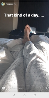 Taapsee Pannu feet photo thumbnail