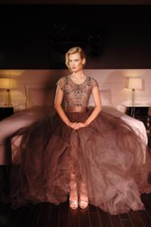 January Jones feet photo thumbnail