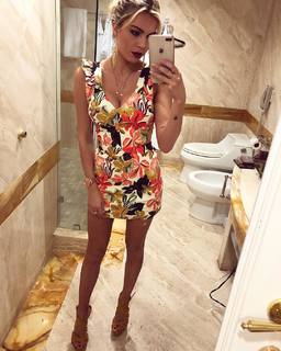 Ludovica Pagani feet photo thumbnail