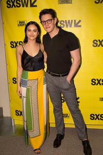 Camila Mendes feet photo thumbnail