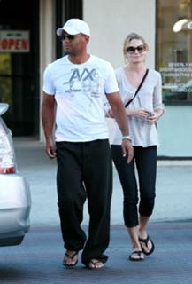 Jennifer Morrison feet photo thumbnail