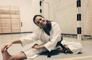 Anna Lewandowska feet photo 3